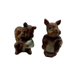 Vintage Ceramic Squirrel Pair Salt And Pepper Shakers With  Acorn Detail